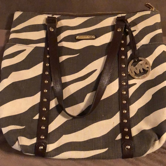 Michael Kors Pocketbook - Picture 12 of 13